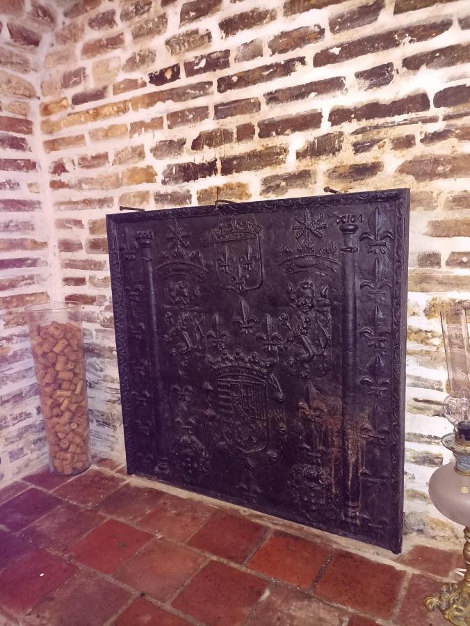 Le Logis Du Clocher Troyes Eksteriør billede